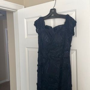 Women’s Navy blue mermaid gown, size 8.